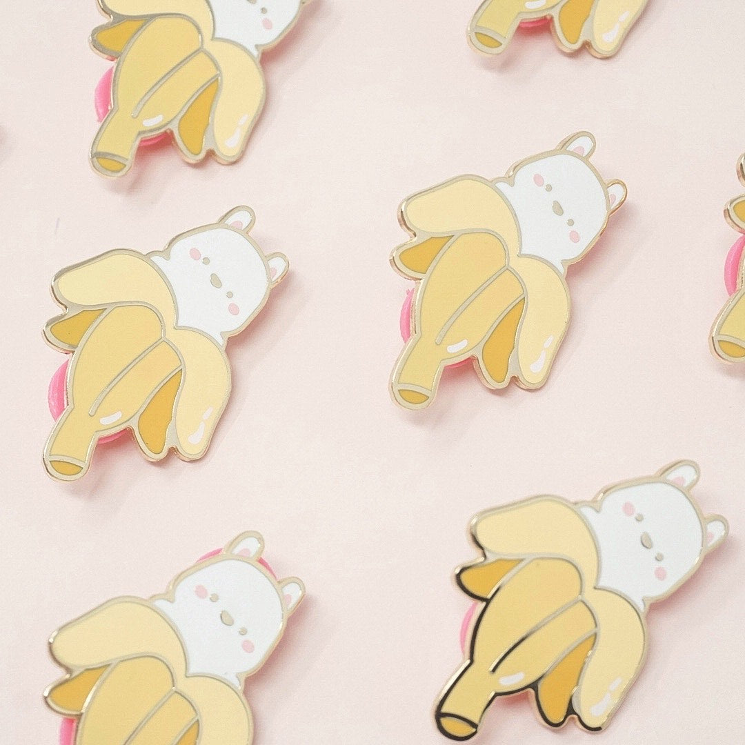 Maru Bunana Enamel Pin